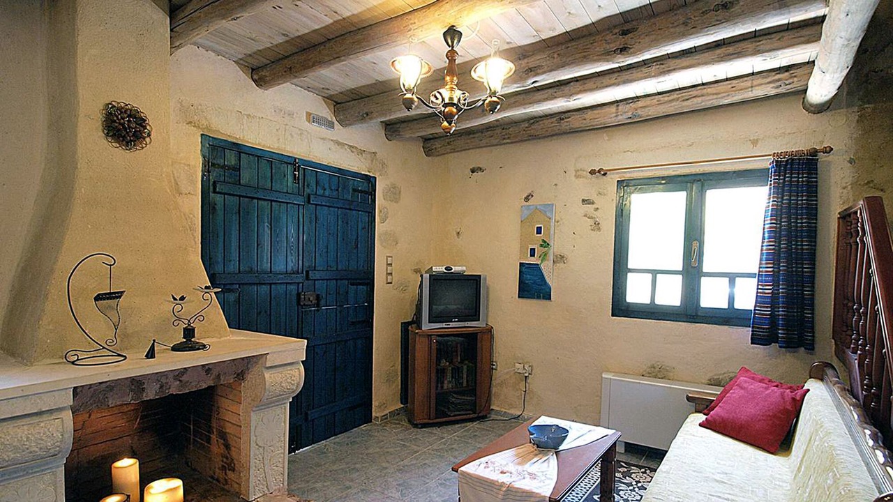 Photo of Livingroom in Pyrgos Psilonerou