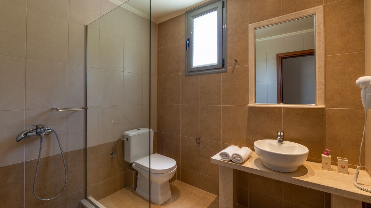 Photo of Bathroom in Skala