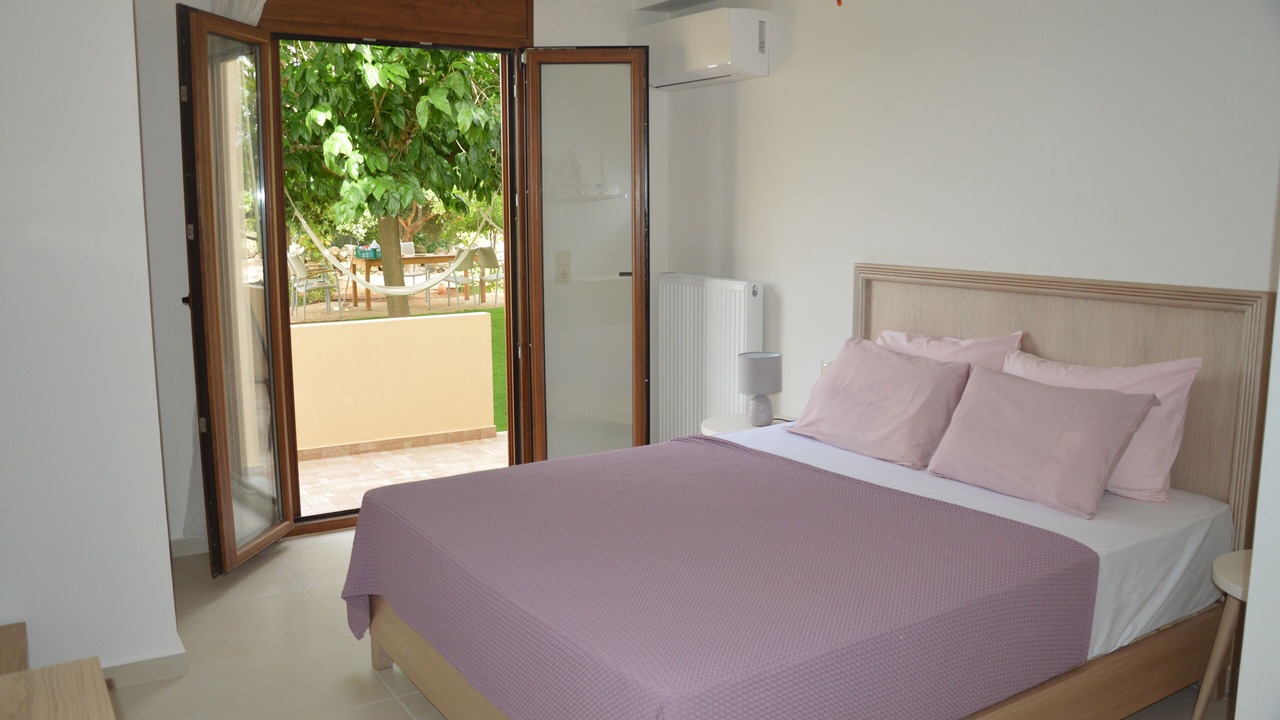 Photo of Bedroom in Stavromenos