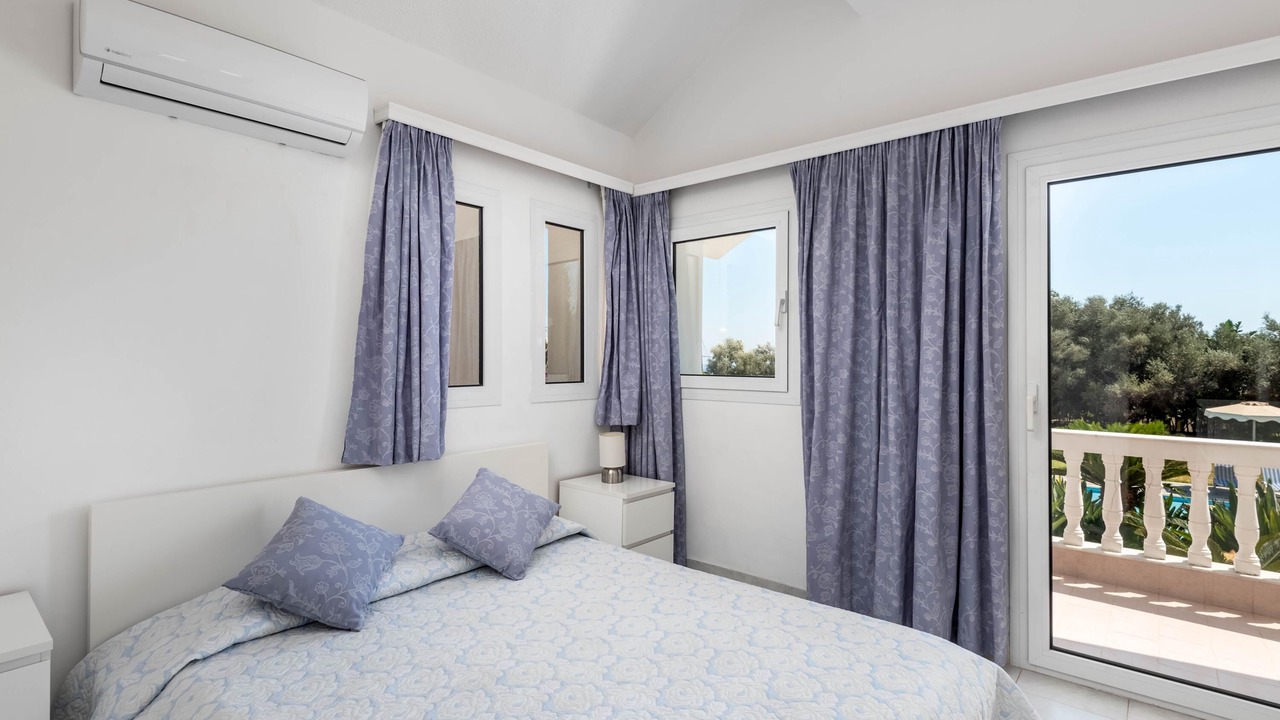 Photo of Bedroom in Kallithea