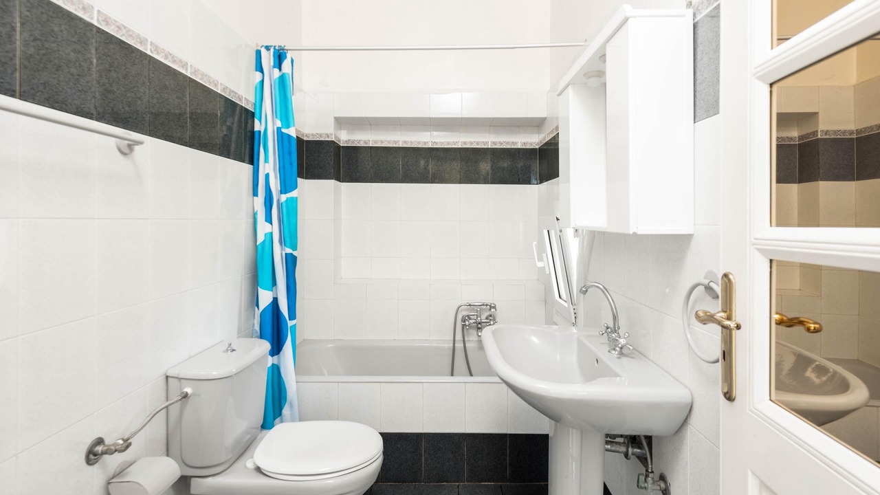 Photo of Bathroom in Kallithea