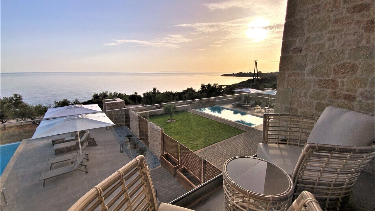 Photo of Patio Balcony in Lefktron