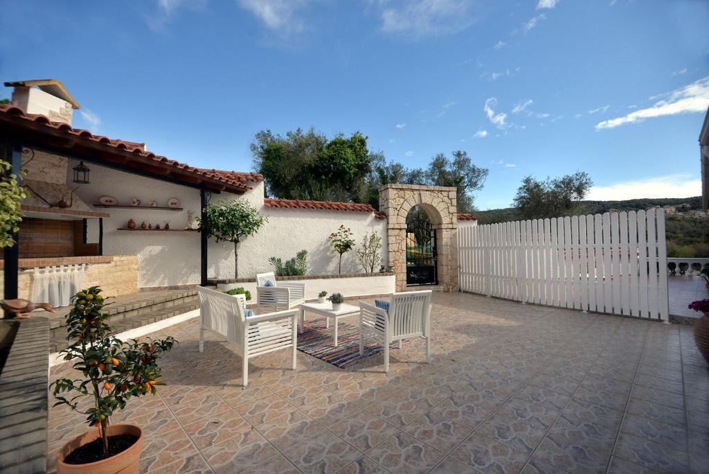 Photo of Patio Balcony in Liapades