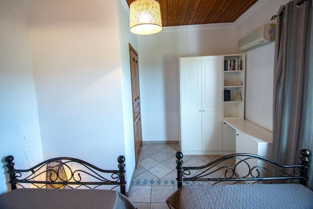 Photo of Bedroom in Liapades