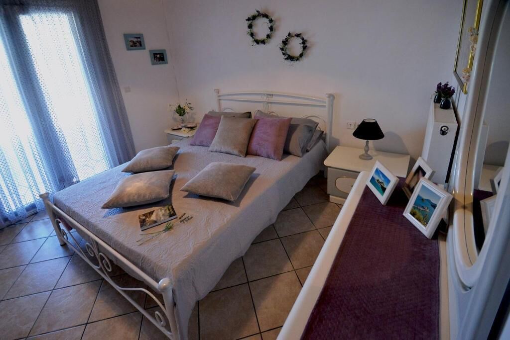 Photo of Bedroom in Liapades