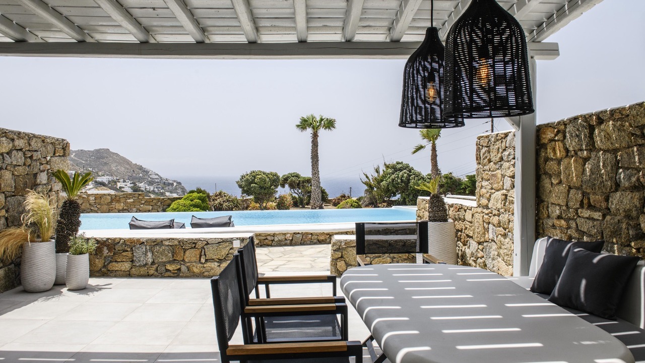 Photo of Outdoor in Elia