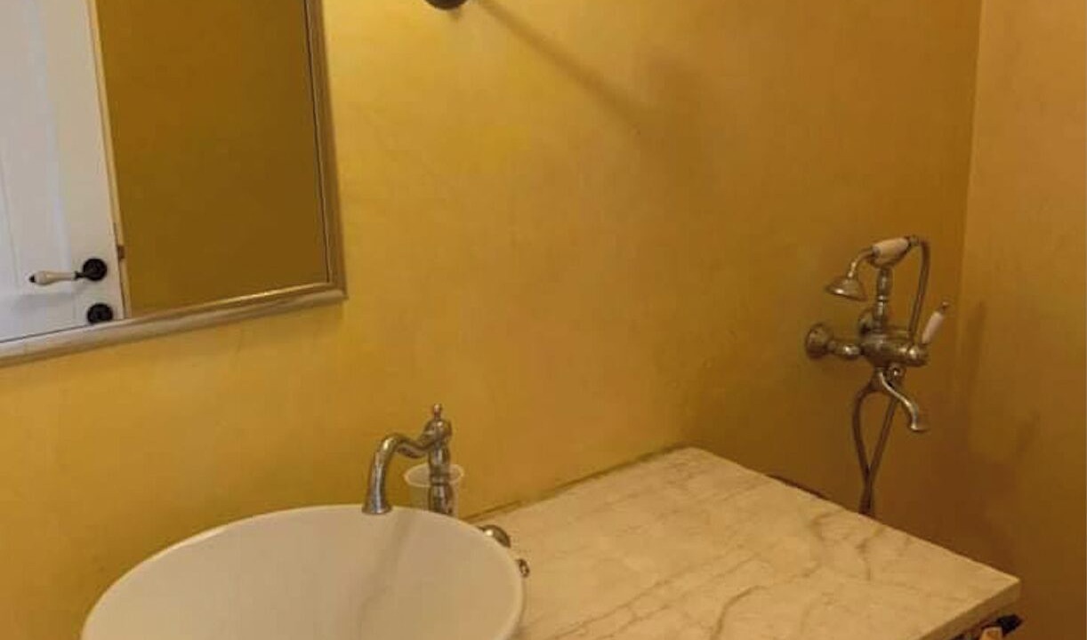 Photo of Bathroom in Koundouros