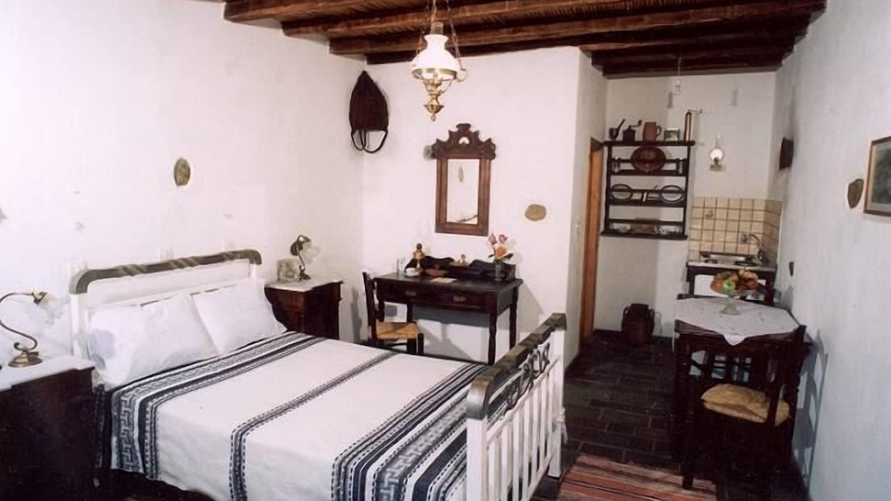 Photo of Bedroom in Galini