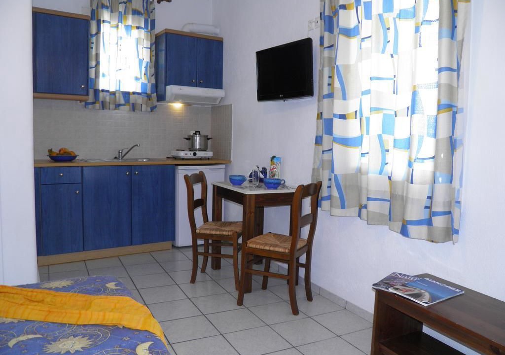 Photo of Kitchen in Platis Gialos