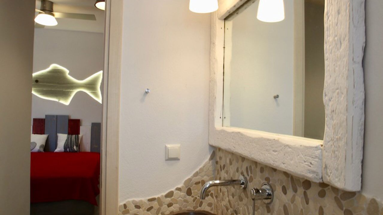 Photo of Bathroom in Pisses