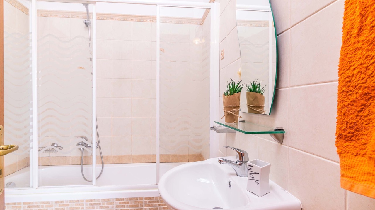 Photo of Bathroom in Spartylas