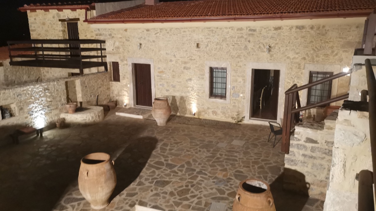 Photo of Patio Balcony in Pefki