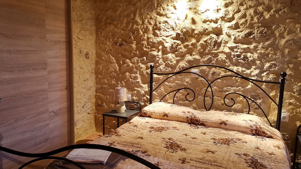 Photo of Bedroom in Pefki