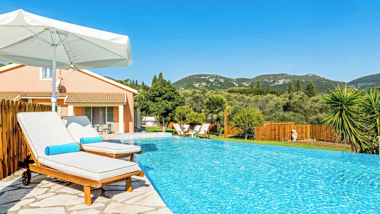 Photo of Outdoor in Doukades