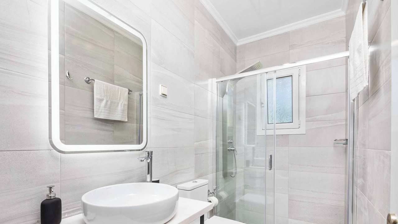 Photo of Bathroom in Doukades