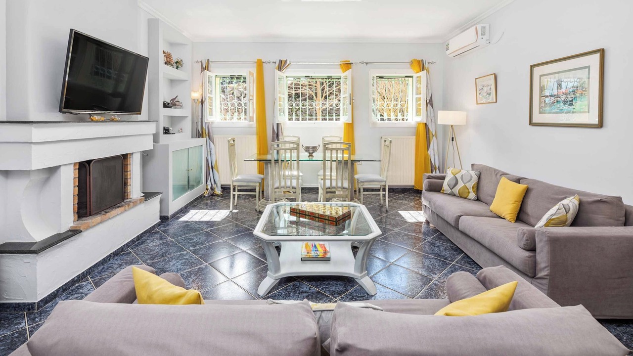 Photo of Livingroom in Doukades