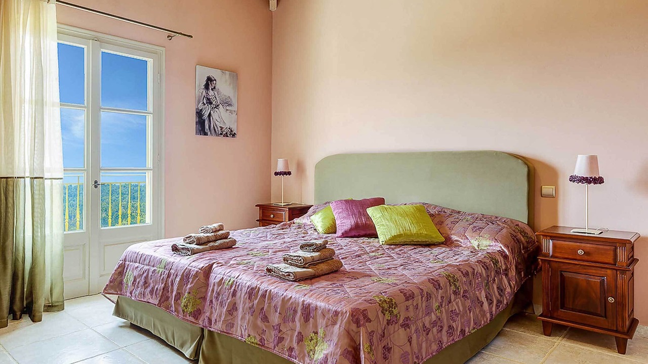 Photo of Bedroom in Antipata