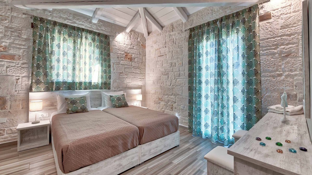 Photo of Bedroom in Alykes