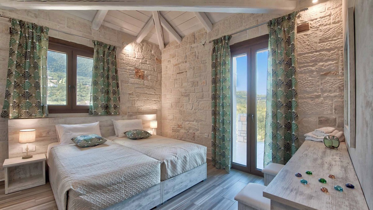 Photo of Bedroom in Alykes
