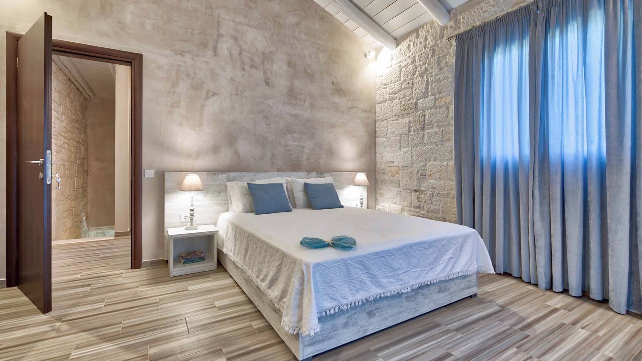 Photo of Bedroom in Alykes