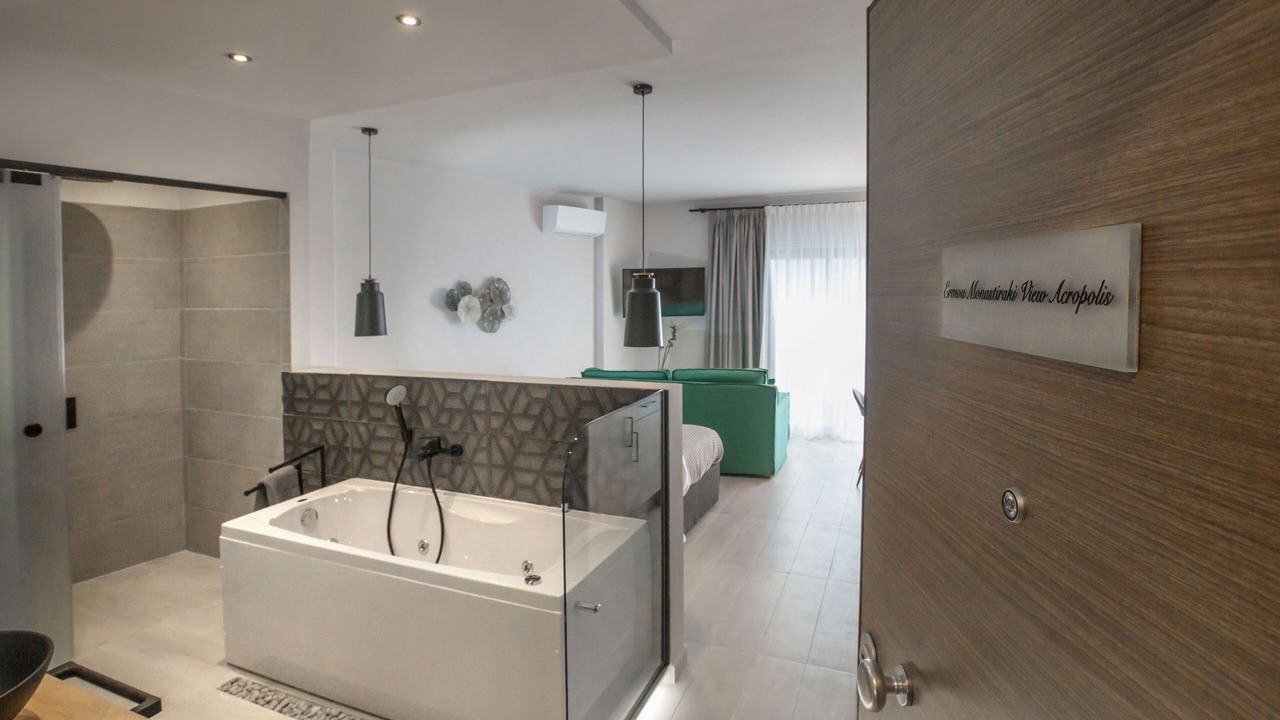 Photo of Bathroom in Monastiraki