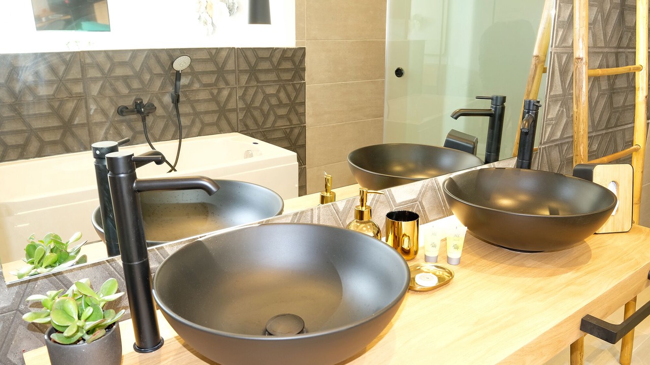 Photo of Bathroom in Monastiraki