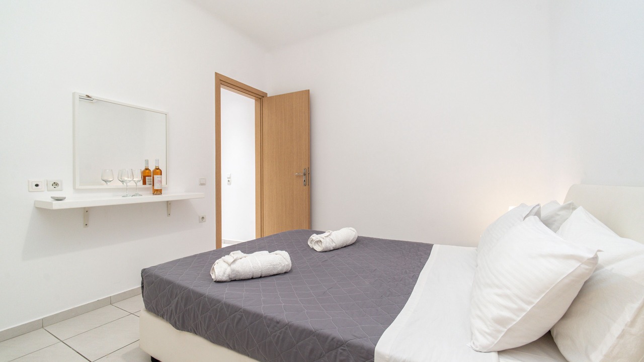 Photo of Bedroom in Plintri