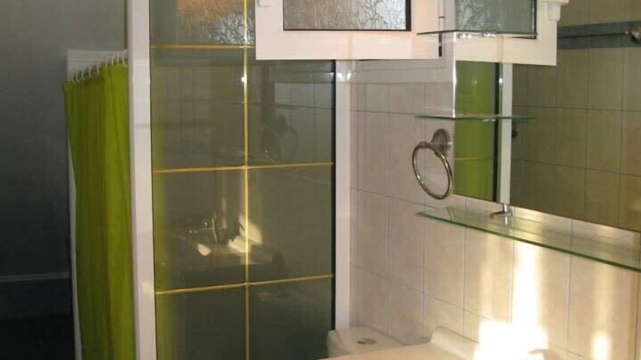 Photo of Bathroom in Marathopoli