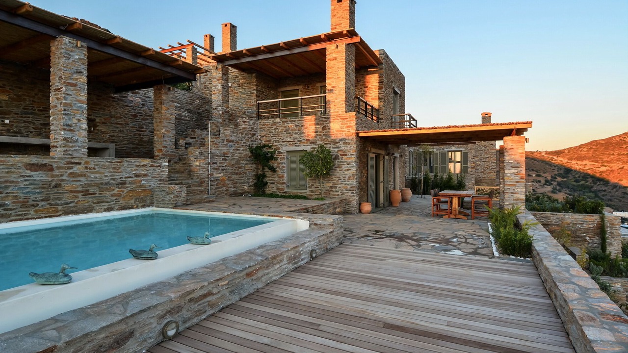 Photo of Outdoor in Gavrio