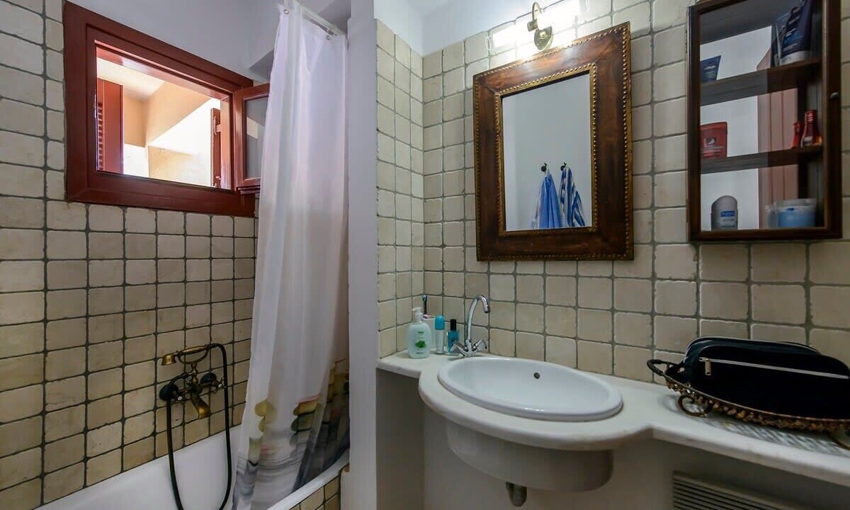 Photo of Bathroom in Avia