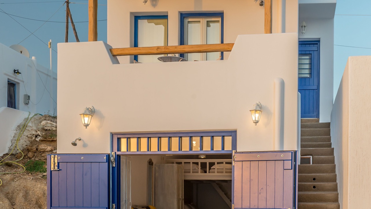 Photo of Others in Milos