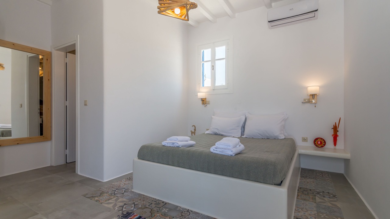 Photo of Others in Milos