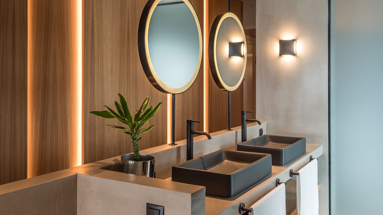 Photo of Bathroom in Alimos