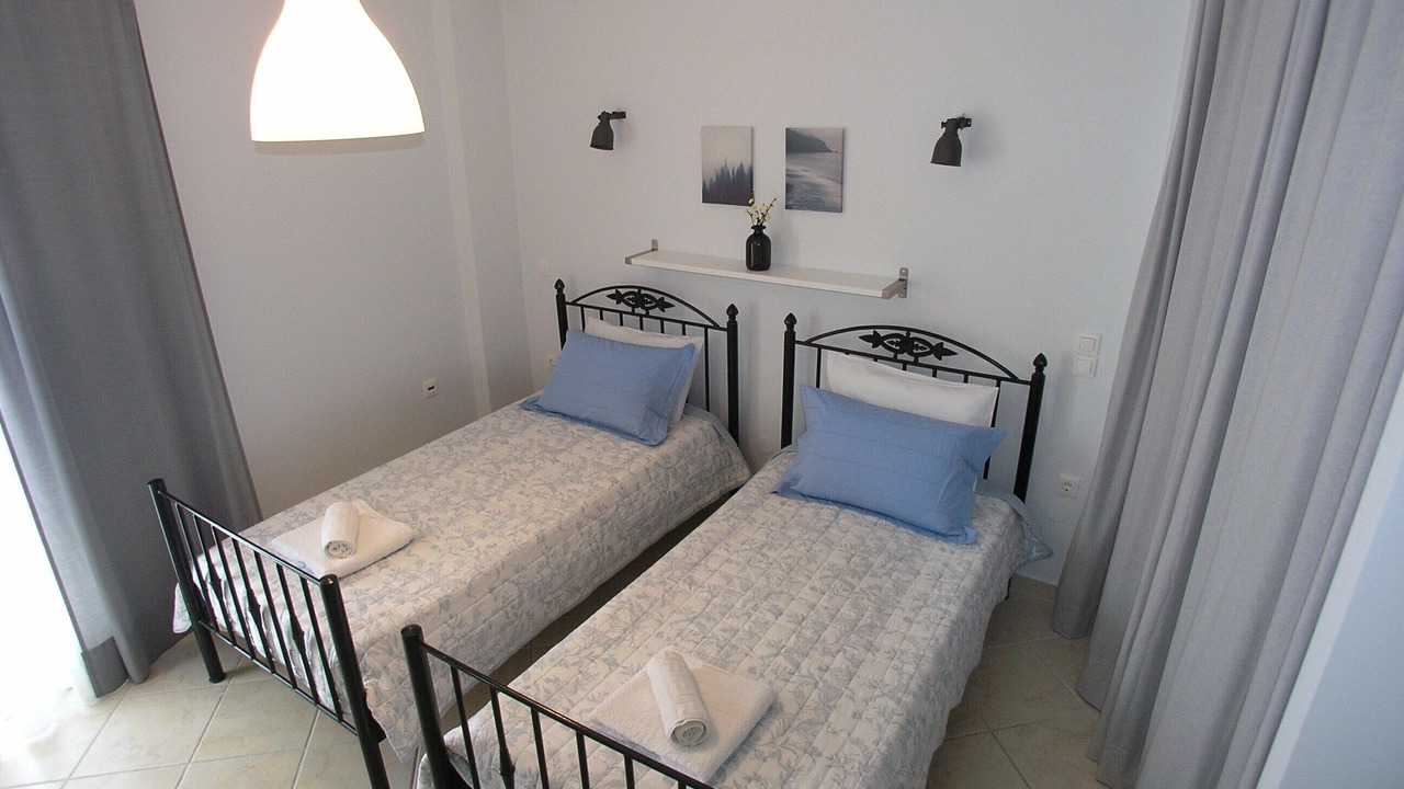 Photo of Bedroom in Ipsos