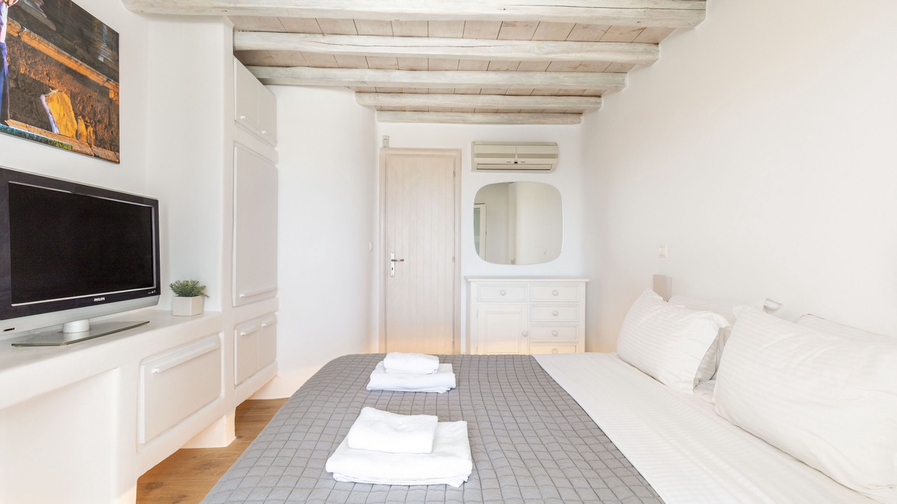 Photo of Bedroom in Kanalia