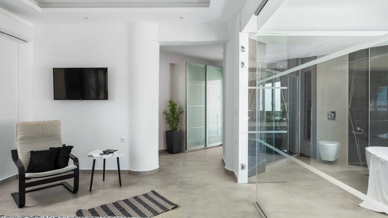 Photo of Bedroom in Lardos