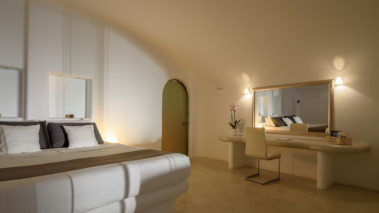 Photo of Bedroom in Imerovigli