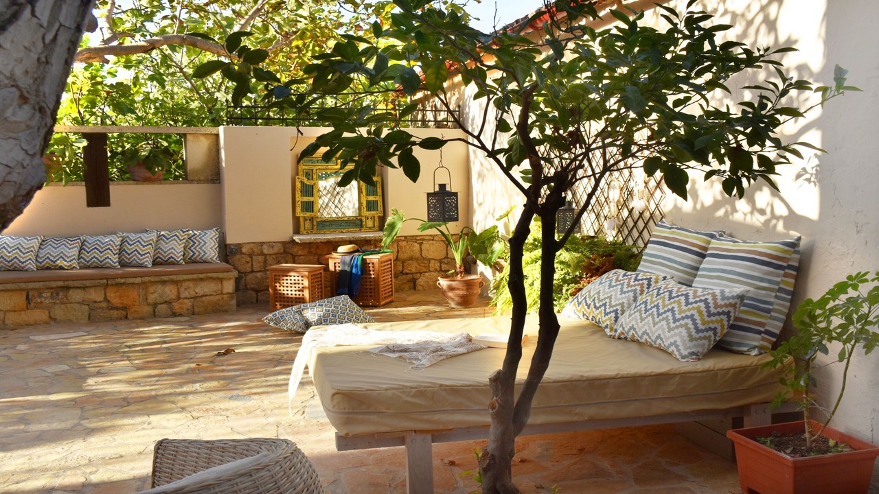 Photo of Patio Balcony in Alikambos