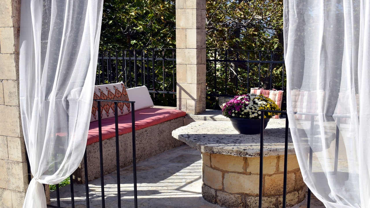 Photo of Patio Balcony in Alikambos