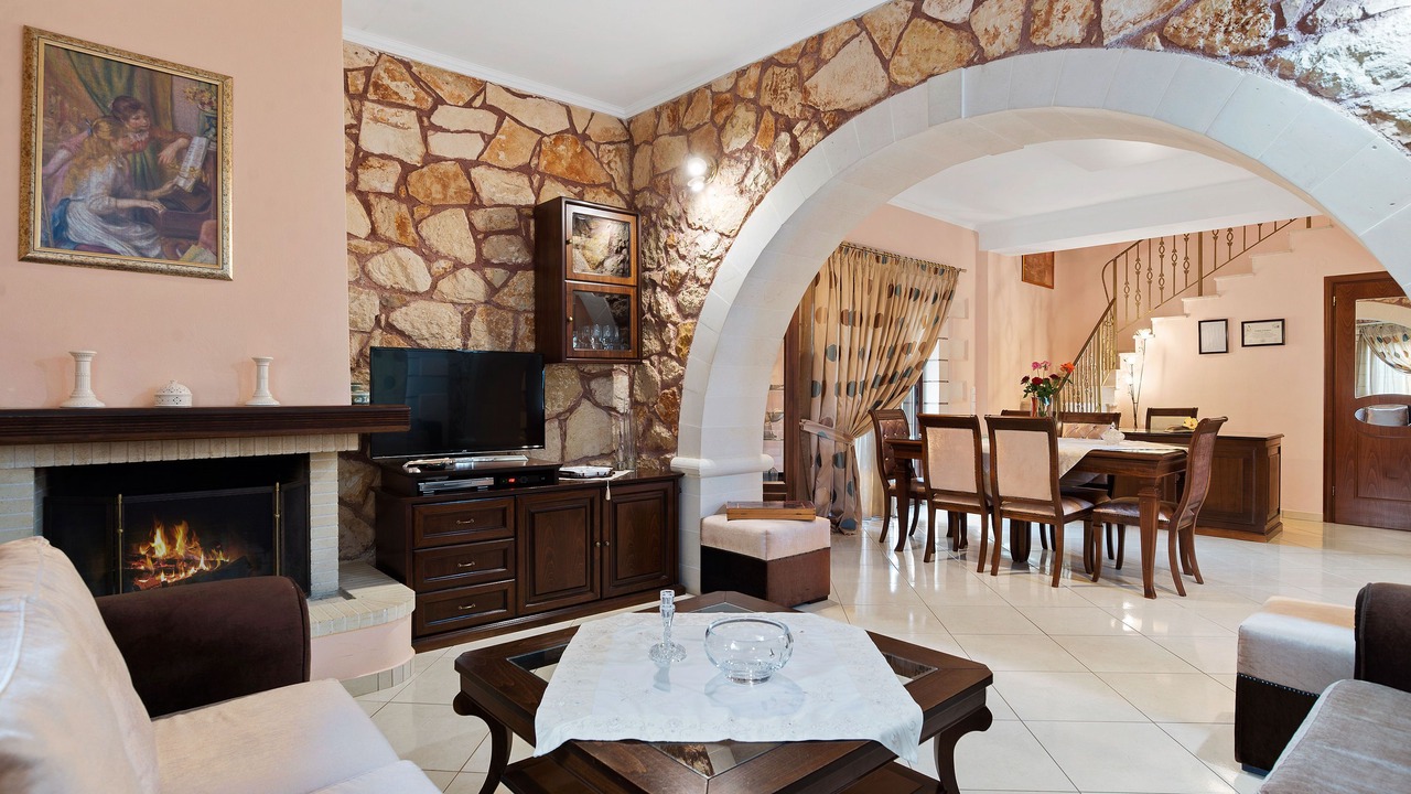 Photo of Livingroom in Makhairoi