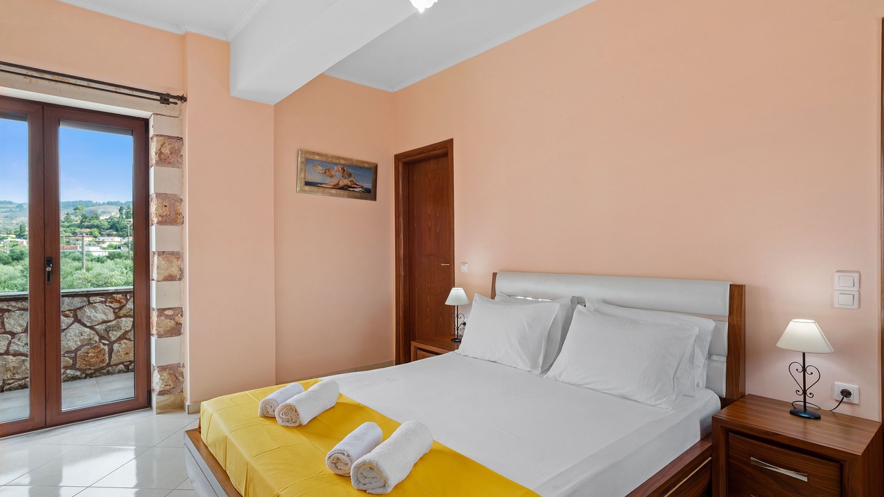 Photo of Bedroom in Makhairoi