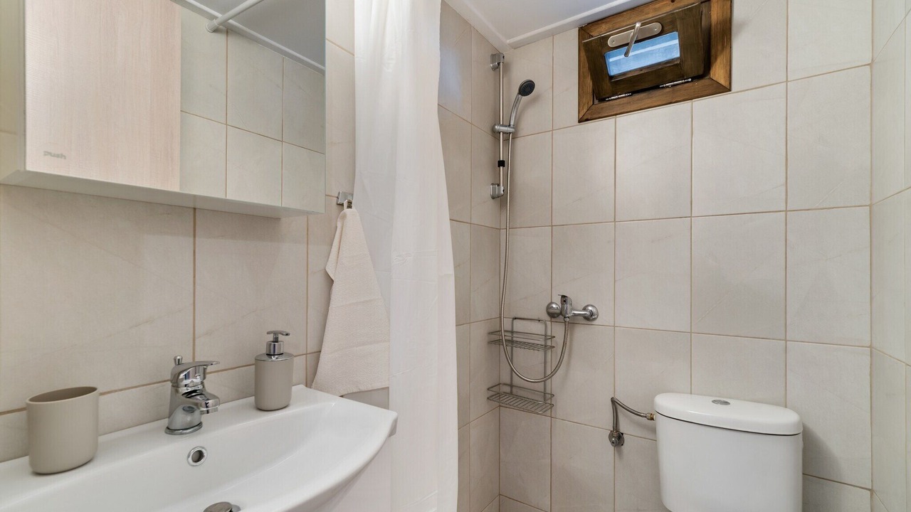 Photo of Bathroom in Agios Nikolaos