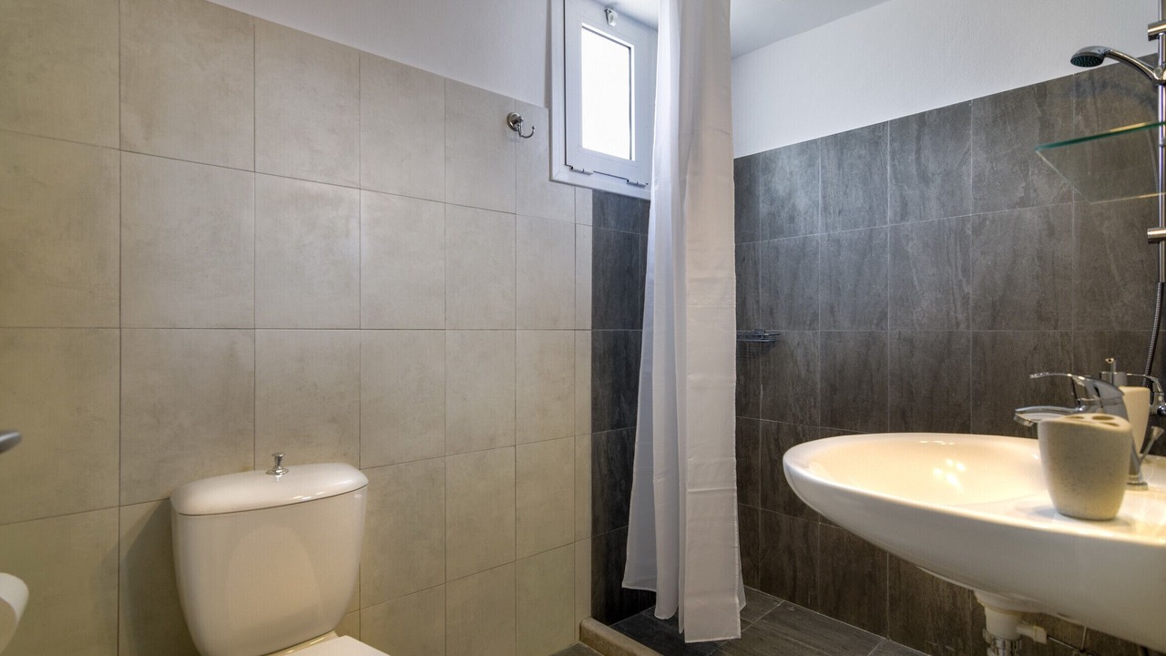 Photo of Bathroom in Pigianos Kampos