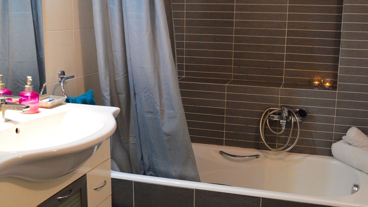 Photo of Bathroom in Anafiotika