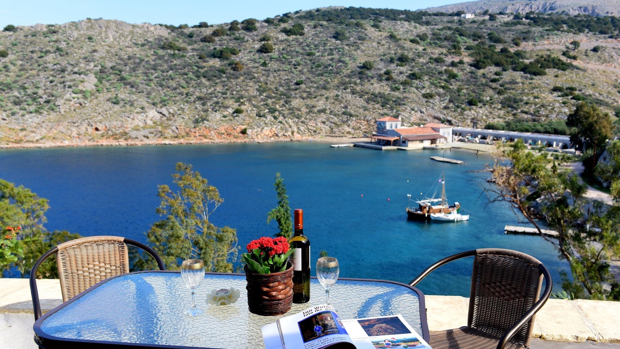 Photo of Others in Hydra