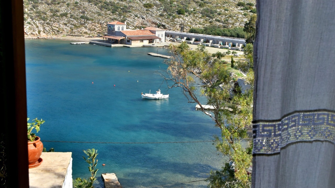 Photo of Others in Hydra