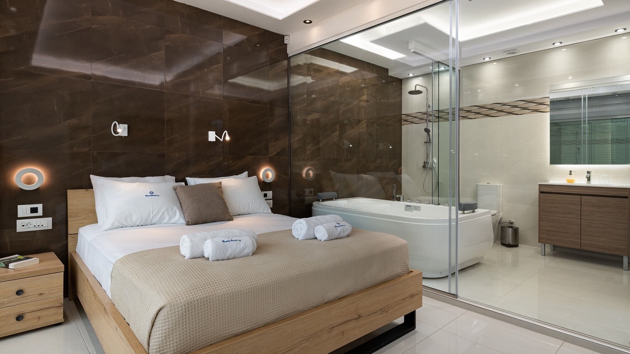 Photo of Bathroom in Petaloudes
