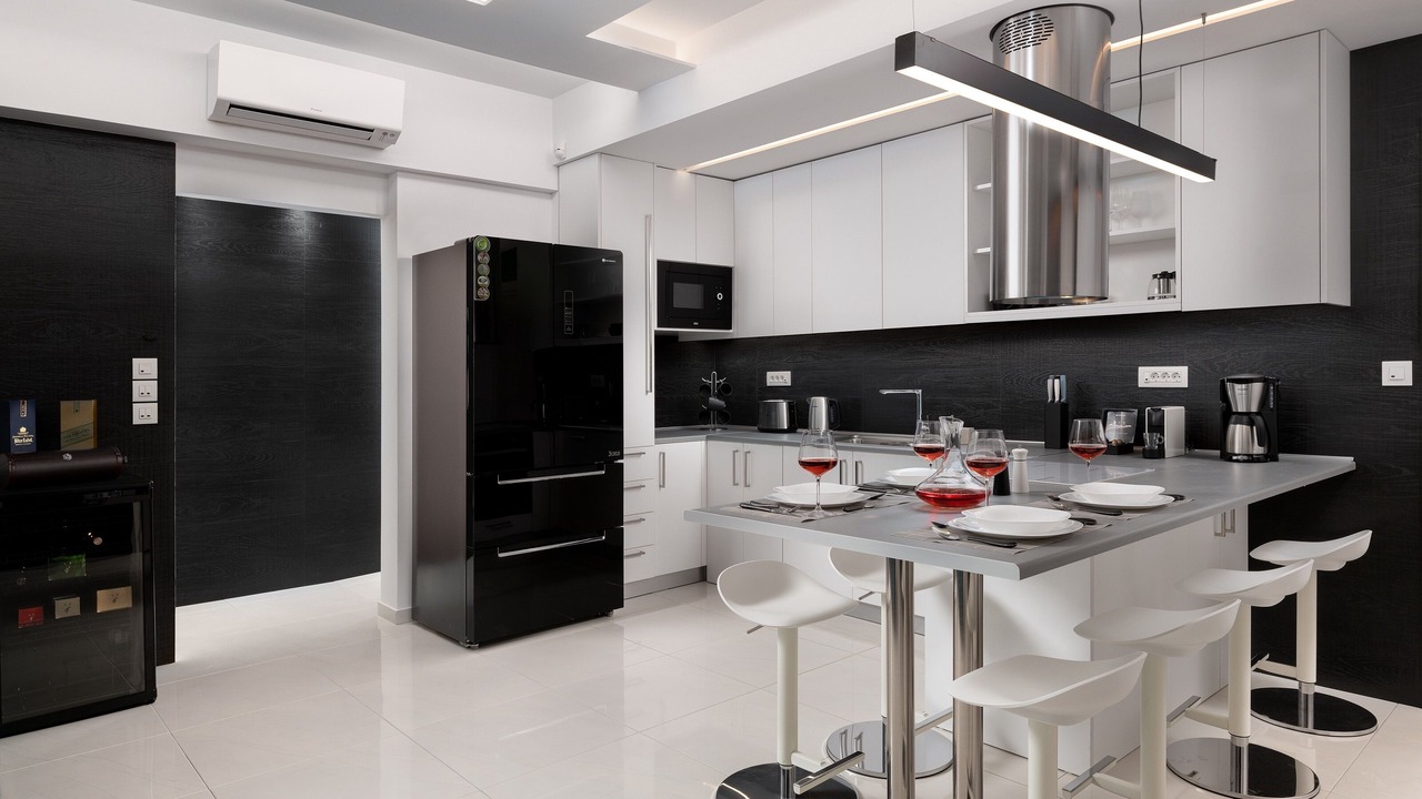 Photo of Kitchen in Petaloudes