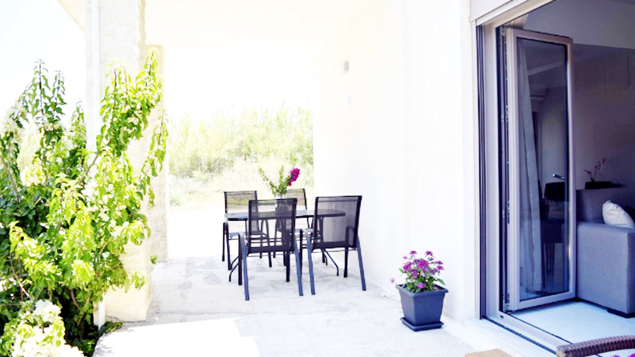 Photo of Outdoor in Gerani