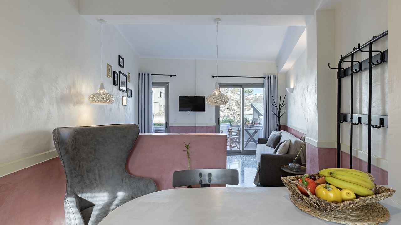 Photo of Livingroom in Psirri